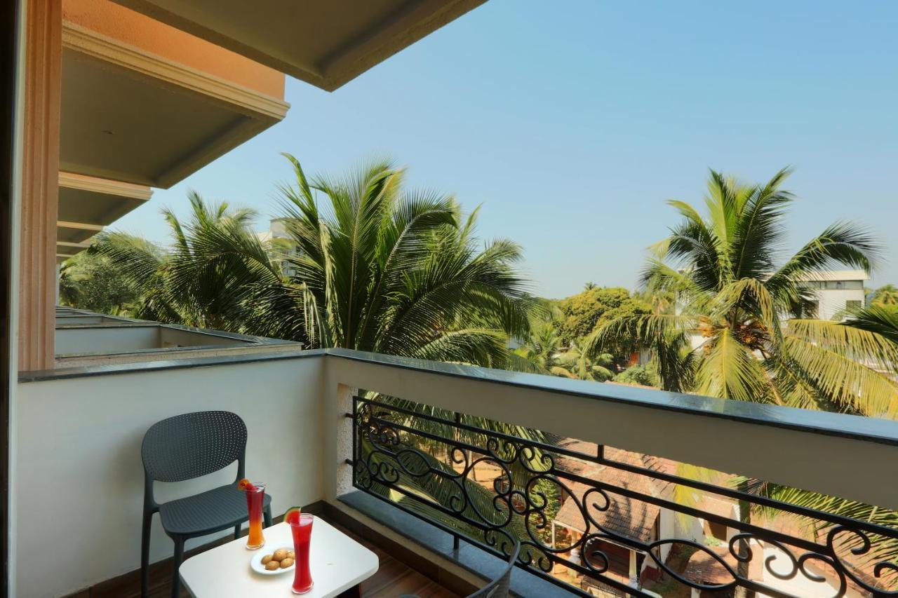 Resort The Lohias, Goa Candolim Bagian luar foto