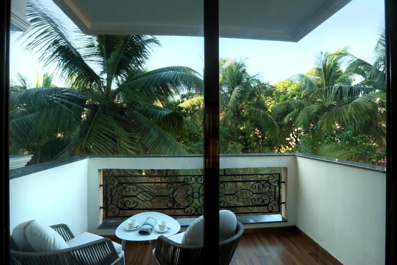 Resort The Lohias, Goa Candolim Bagian luar foto